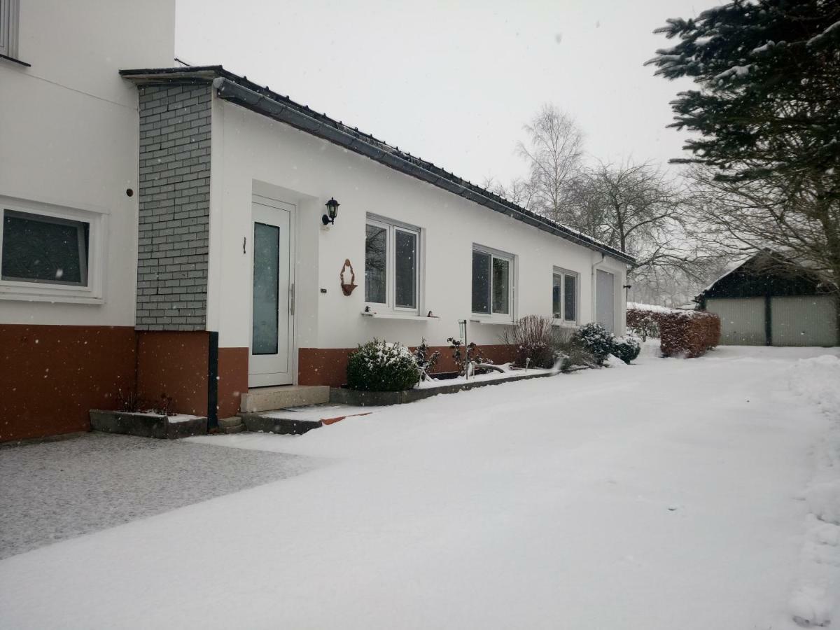 Ochmanns Ferienwohnung Meschede Bagian luar foto